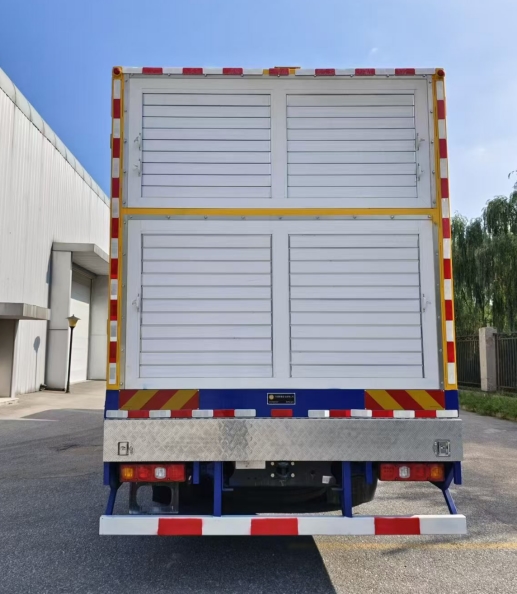 凱德特車牌KTU5380TDF氮?dú)獍l(fā)生車公告圖片