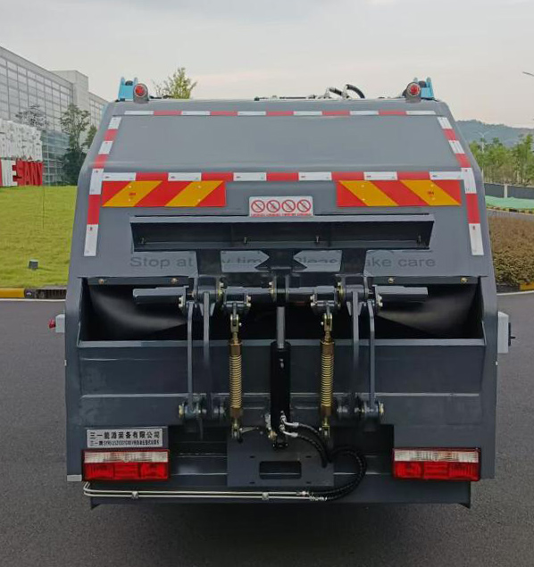 三一牌SYR5121ZYSSYCBEV純電動(dòng)壓縮式垃圾車公告圖片