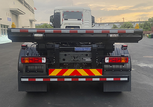 樂潔牌JLL5312ZXXZZE6車廂可卸式垃圾車公告圖片