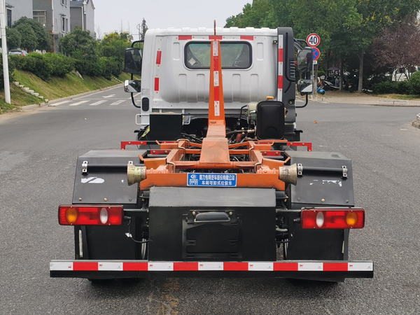 程力威牌CLW5045ZXXASK車廂可卸式垃圾車公告圖片