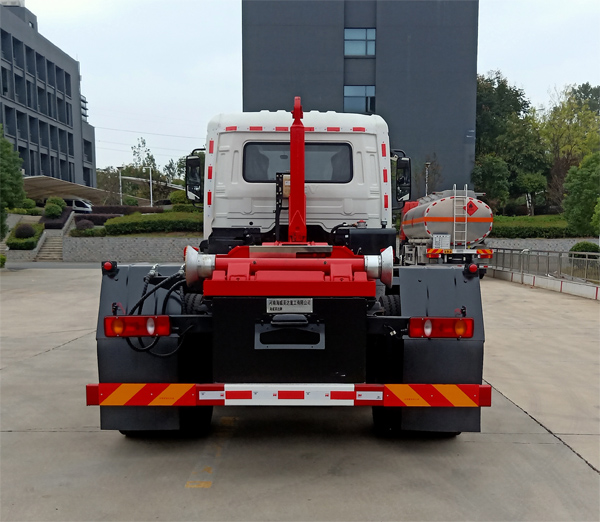 海威英達(dá)牌HWA5180ZXXDFBEV純電動(dòng)車廂可卸式垃圾車公告圖片