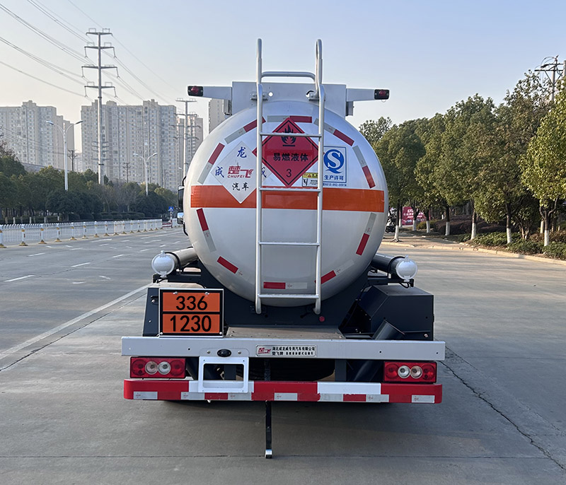 楚飛牌CLQ5090GRY6BJ易燃液體罐式運輸車公告圖片