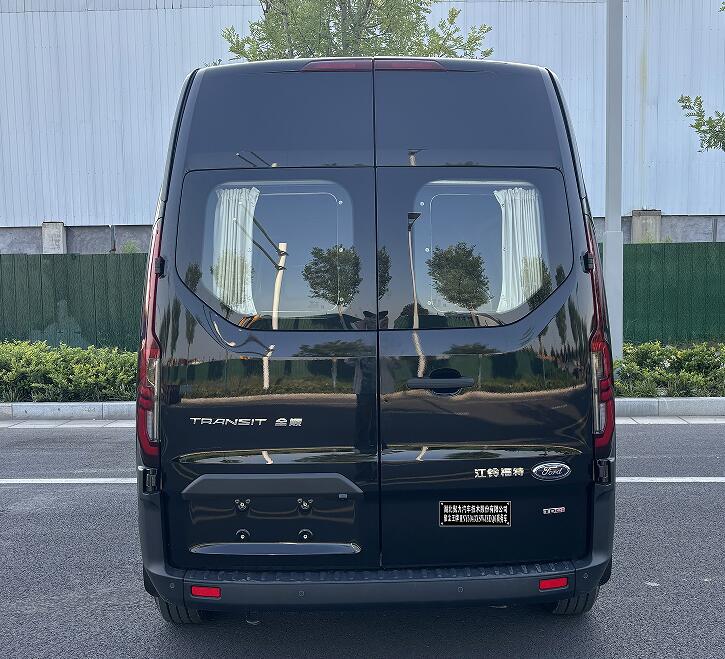 聚塵王牌HNY5043XSWJZEQ6商務(wù)車(chē)公告圖片