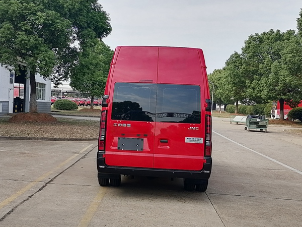 江改牌JX5040XYBMKA26-LK運(yùn)兵車公告圖片