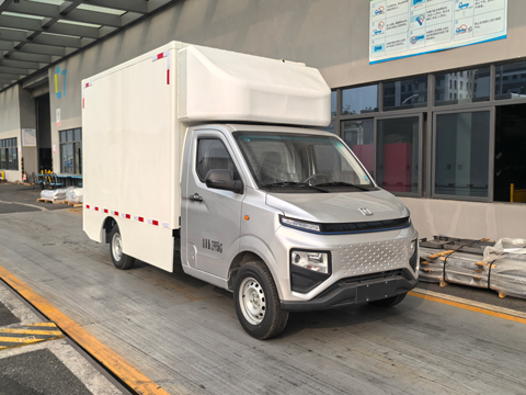 上元牌GDY5032XXCBEVJL2純電動(dòng)宣傳車(chē)