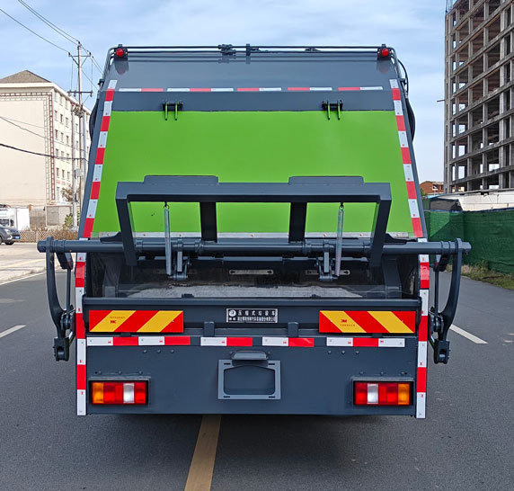 博利牌BLT5141ZYSZ6WL壓縮式垃圾車公告圖片