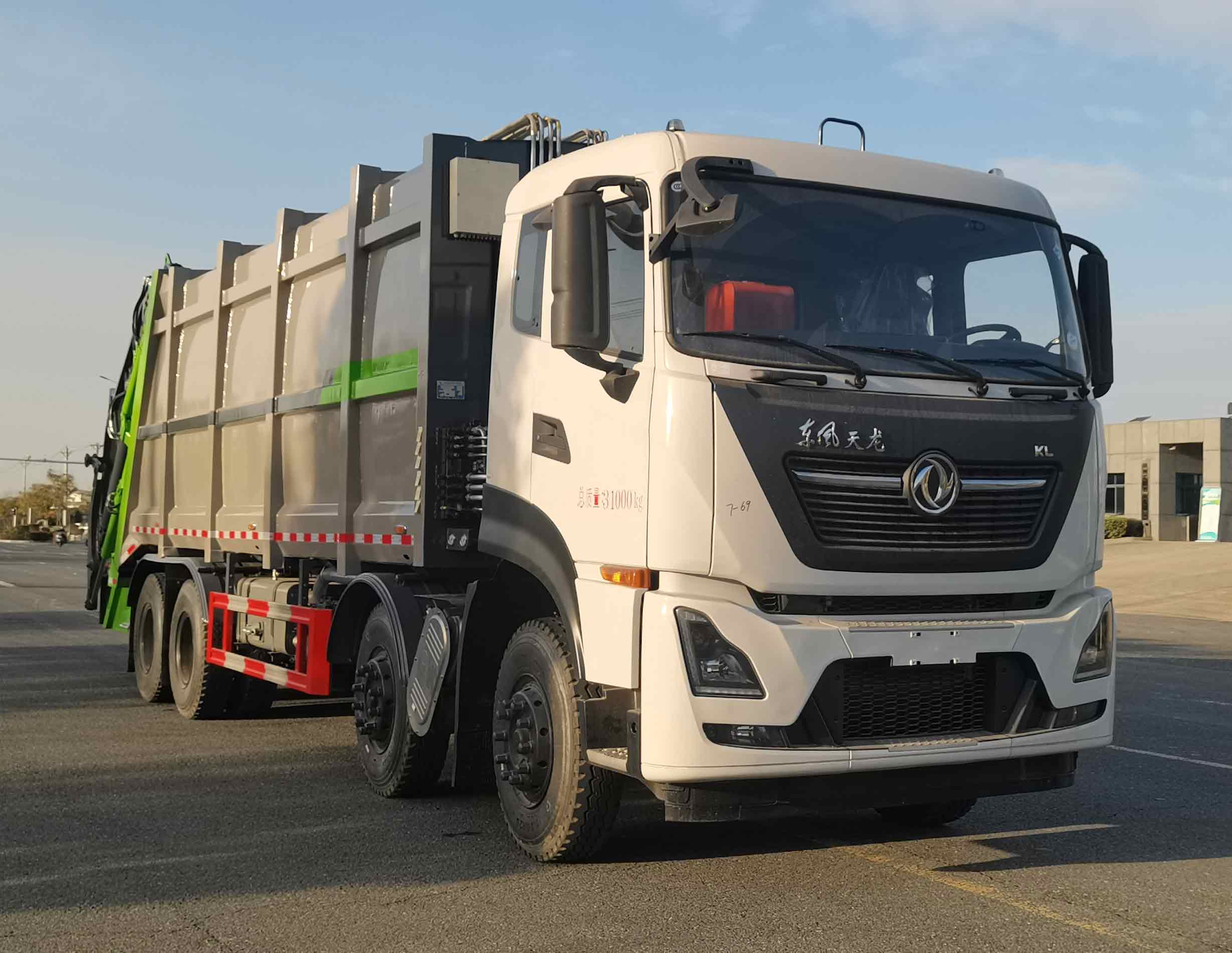 程力威牌CLW5310ZYS6WL壓縮式垃圾車