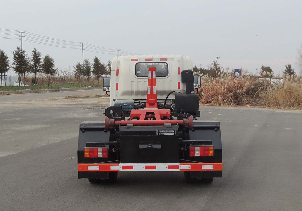 豪沃牌ZZ5047ZXXH3315F145車廂可卸式垃圾車公告圖片