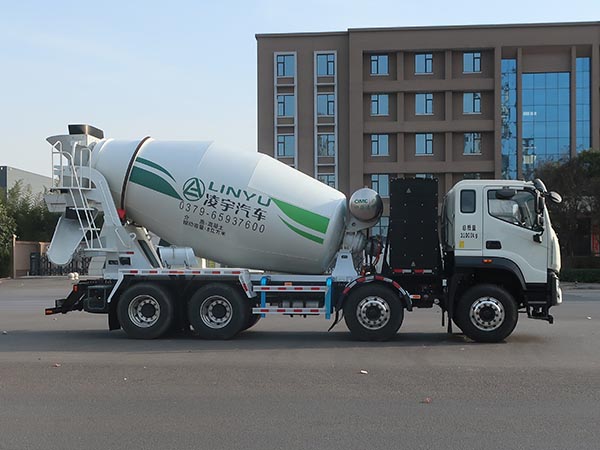 凌宇牌CLY5318GJB32BEV2純電動(dòng)混凝土攪拌運(yùn)輸車(chē)公告圖片