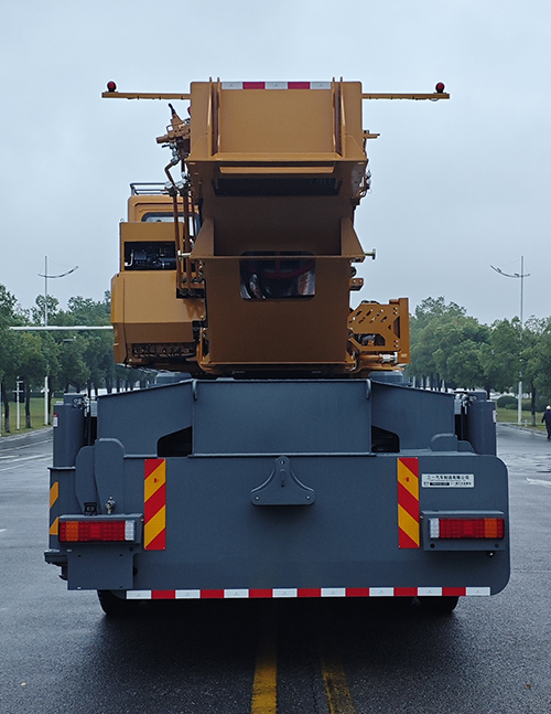 三一牌SYM5504JQZ130C8汽車起重機公告圖片