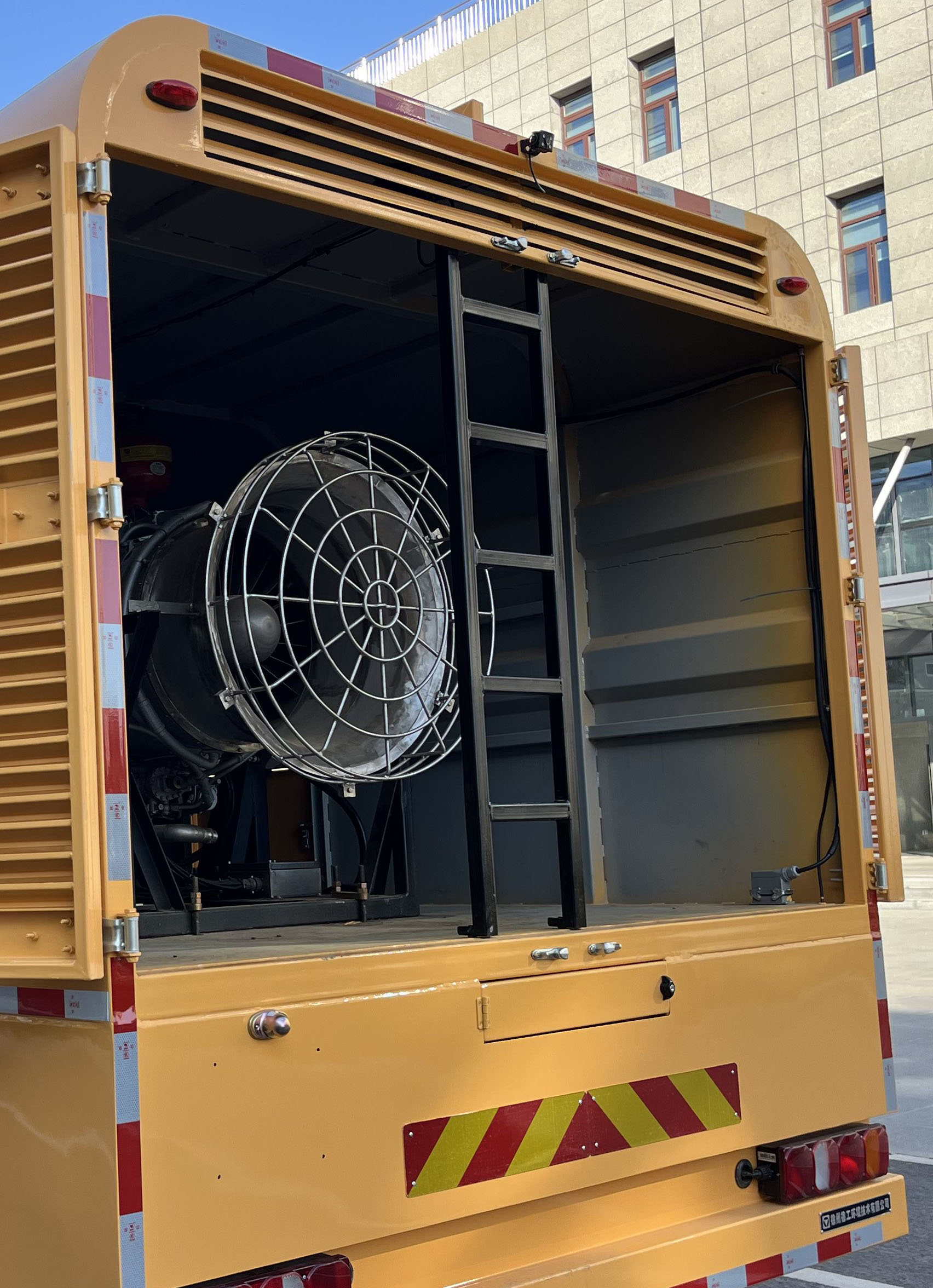 徐工牌XGH5181TCXZ6除雪車公告圖片