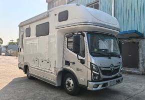 新星房车牌JBG5040XLJPHEV插电式混合动力旅居车