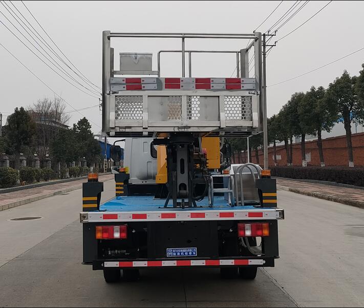 程力牌CL5046XJX6ADS抽油機(jī)檢修車公告圖片