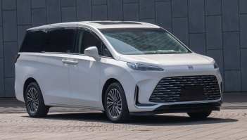 別克牌SGM5034XFZD福祉車