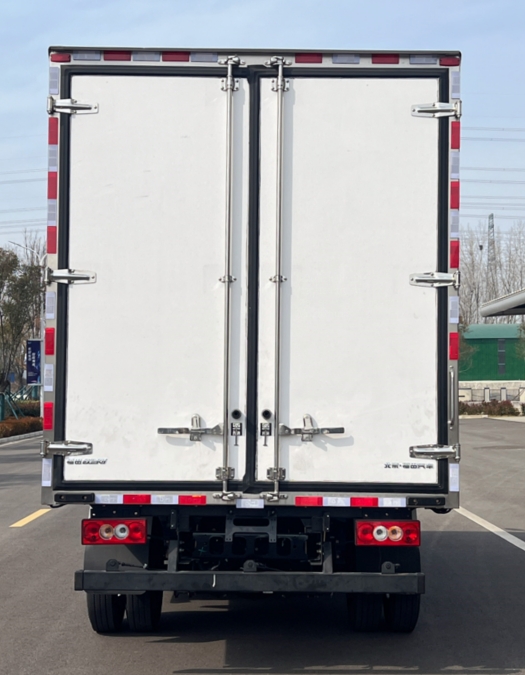 福田牌BJ5048XLC-FN冷藏車公告圖片