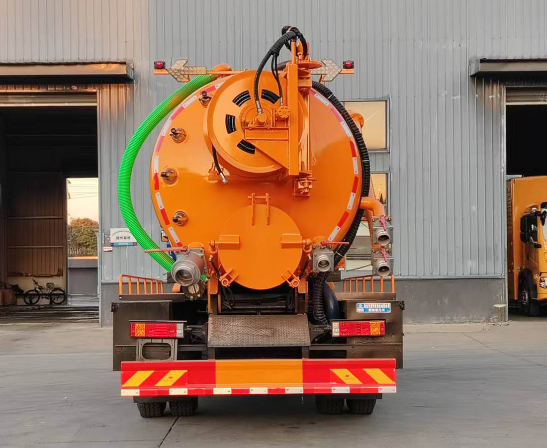 程力威牌CLW5181GQWAHA清洗吸污車公告圖片