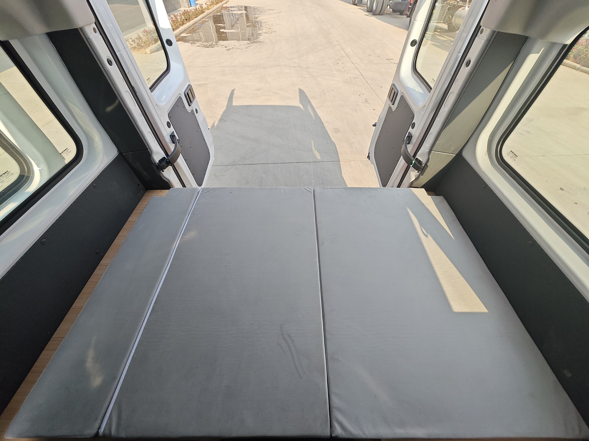 華通牌HCQ5046TSYYZ6宿營(yíng)車公告圖片