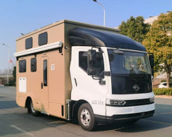 插电式增程混合动力旅居车