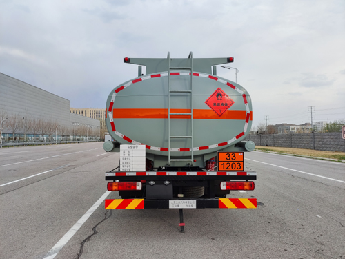 三興牌BSX5180GJYB6B加油車公告圖片