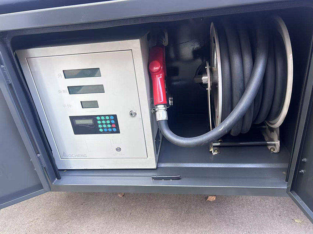 楚飛牌CLQ5101GJY6EQ加油車公告圖片