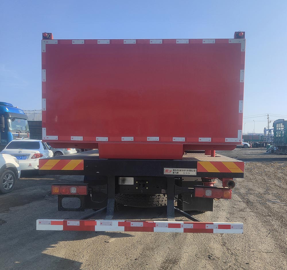 楚飛牌CLQ5230TYL70壓裂車公告圖片