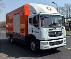 大流量排水抢险车
