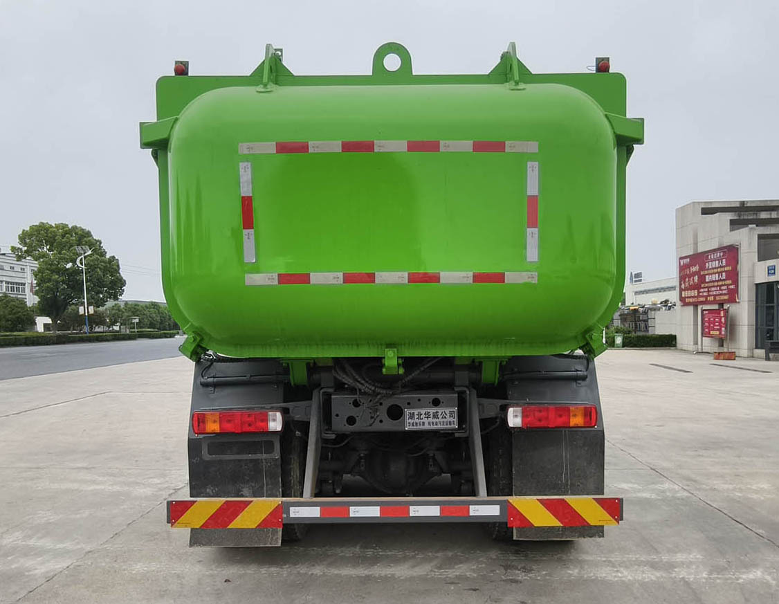 華威馳樂牌SGZ5310GWNZZBEV純電動污泥運(yùn)輸車公告圖片