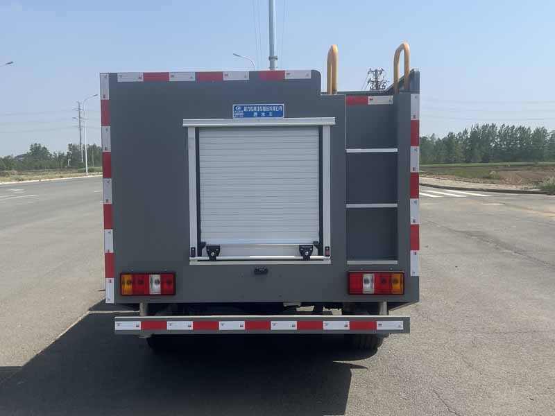 程力威牌CLW5040GSSAYF灑水車公告圖片