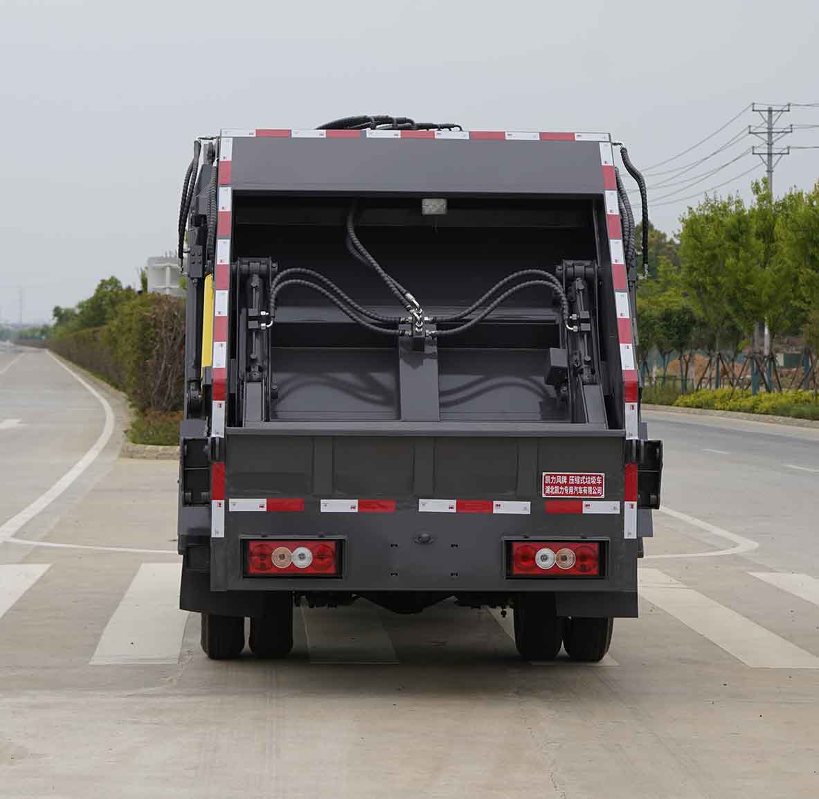 凱力風牌KLF5042ZYSB6壓縮式垃圾車公告圖片