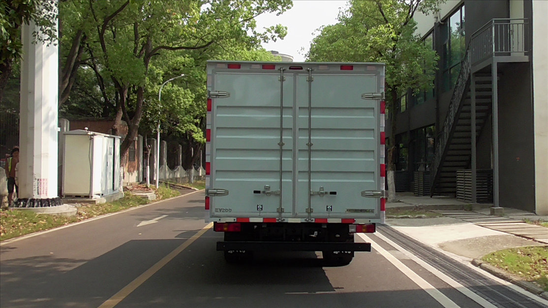 東風(fēng)牌DFA5031XXY2BEVF純電動廂式貨車公告圖片