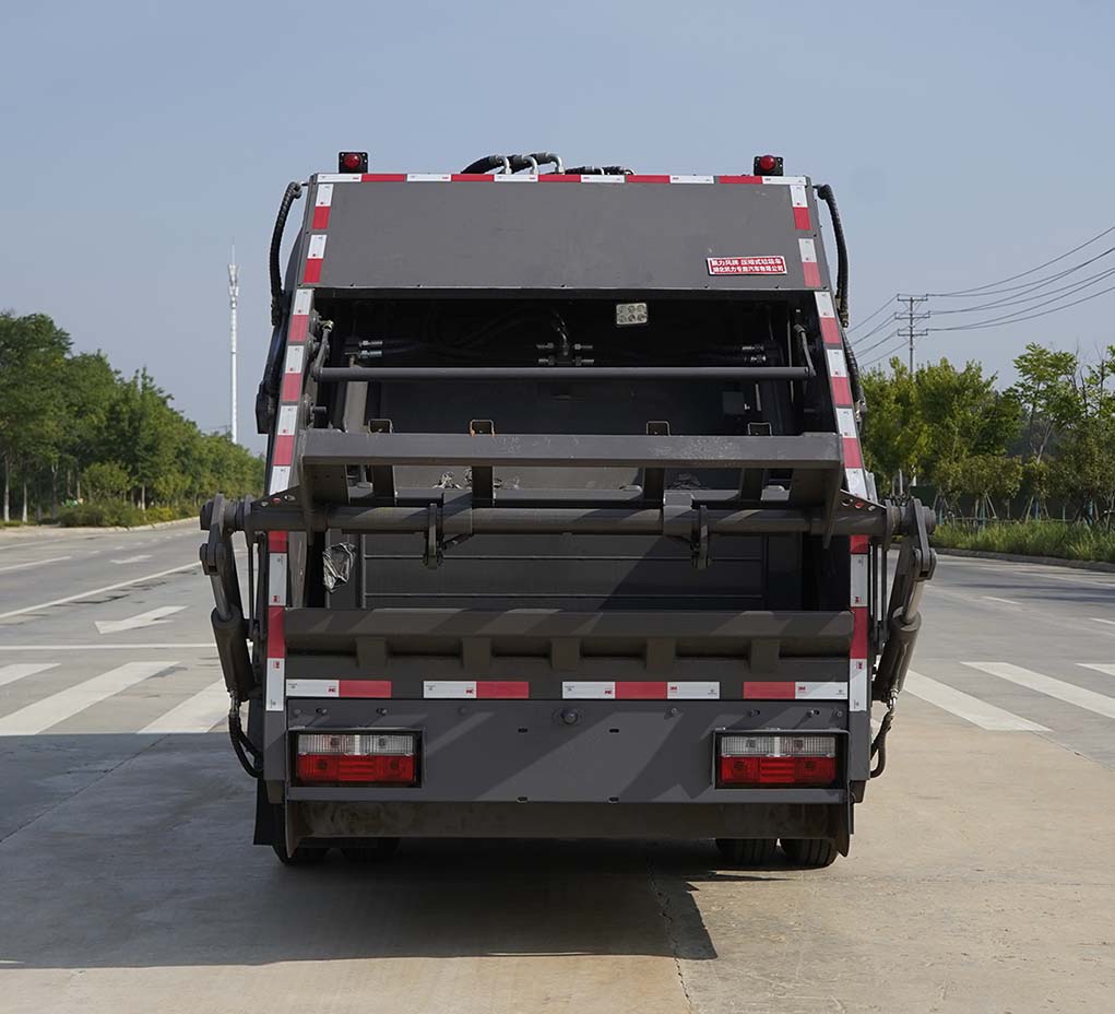 凱力風(fēng)牌KLF5075ZYSE6壓縮式垃圾車公告圖片