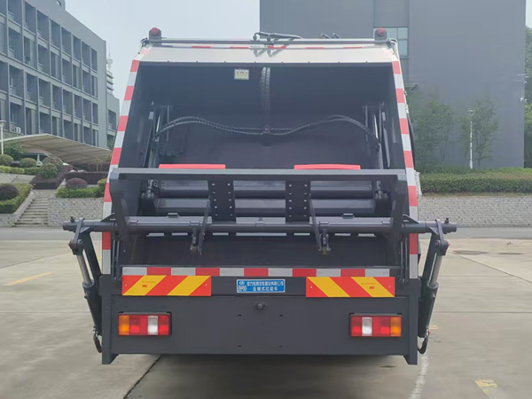 程力威牌CLW5140ZYSAHE壓縮式垃圾車公告圖片