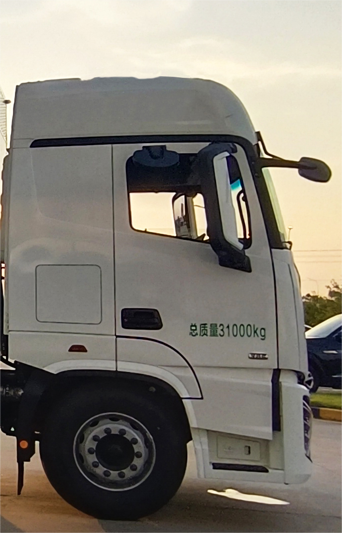 百勤牌XBQ5310CCQZ66FL畜禽運(yùn)輸車公告圖片