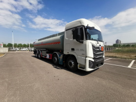运油车