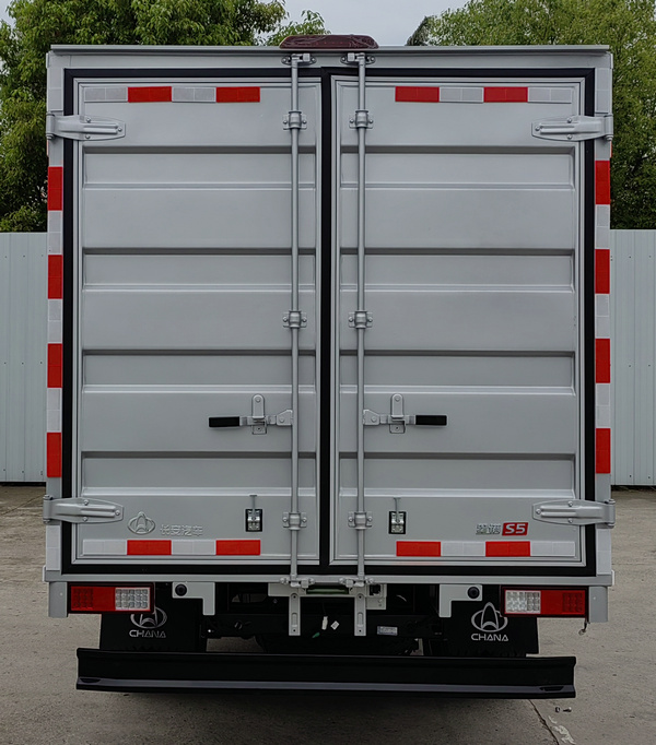 長安牌CKS5032XXYX9RS6B2廂式貨車公告圖片