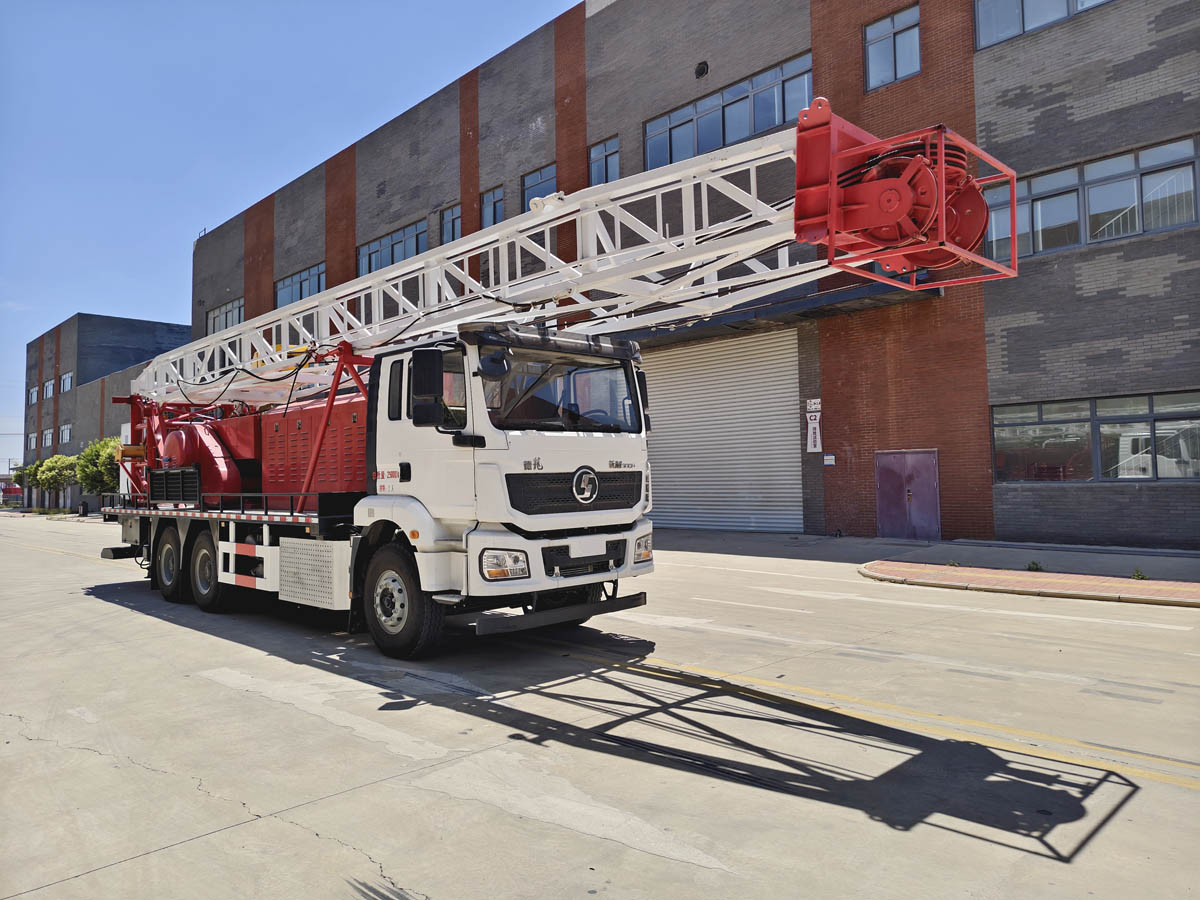 延安牌YAZ5253TXJ修井機(jī)