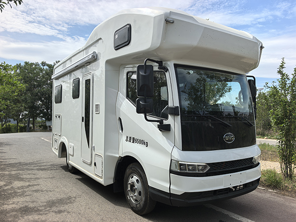 LLC5060XLJHEV型插電式增程混合動(dòng)力旅居車(chē)圖片