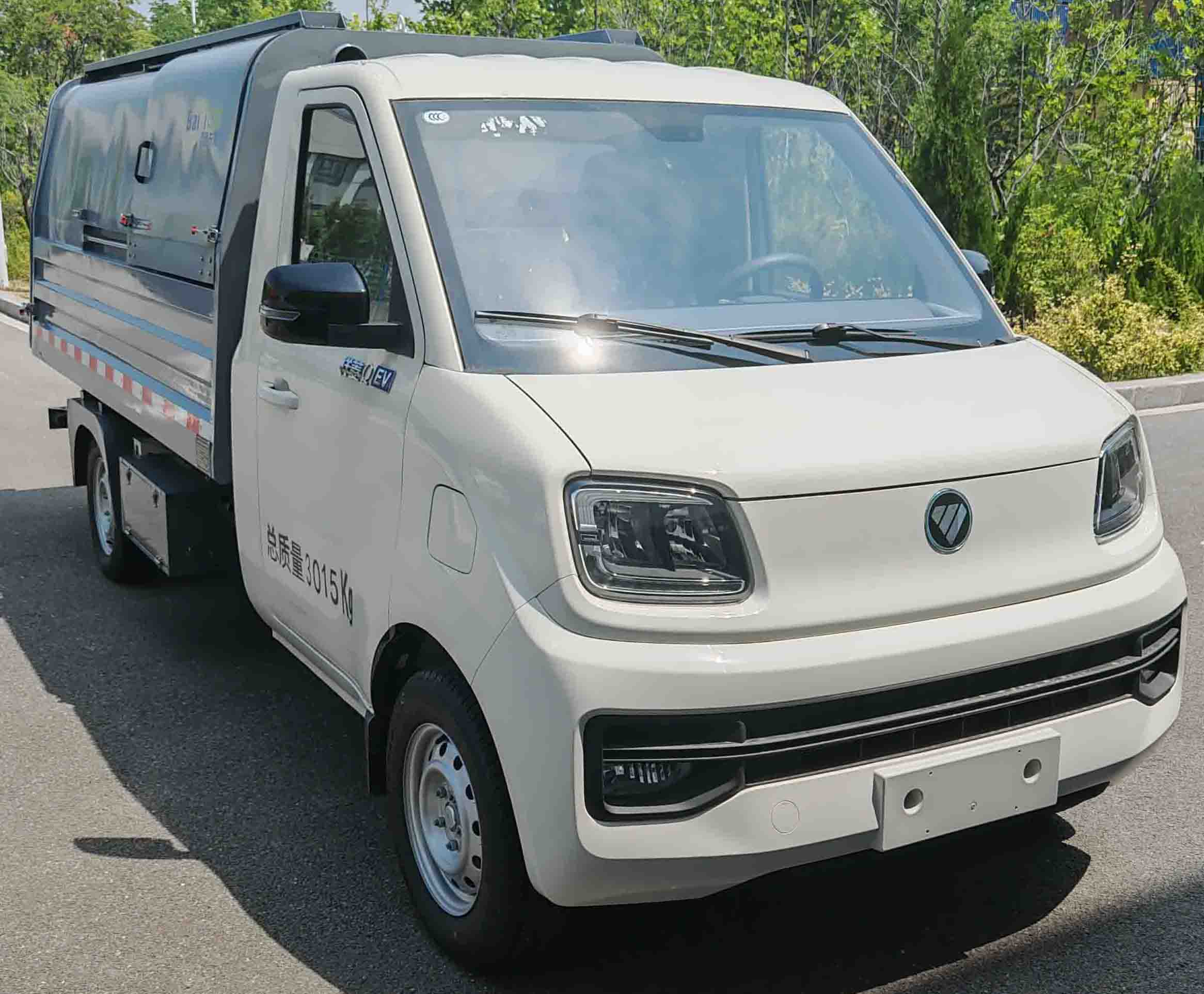 JBY5030ZLJBEV型純電動(dòng)自卸式垃圾車圖片