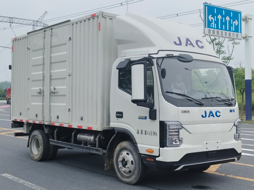 江淮牌HFC5042XXYEV7純電動(dòng)廂式貨車