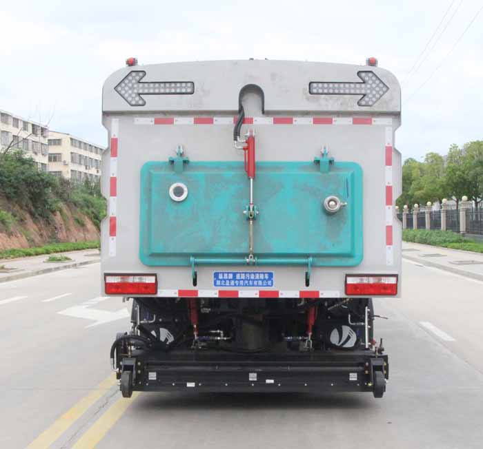 縱昂牌CLT5120TWQEQ6道路污染清除車公告圖片