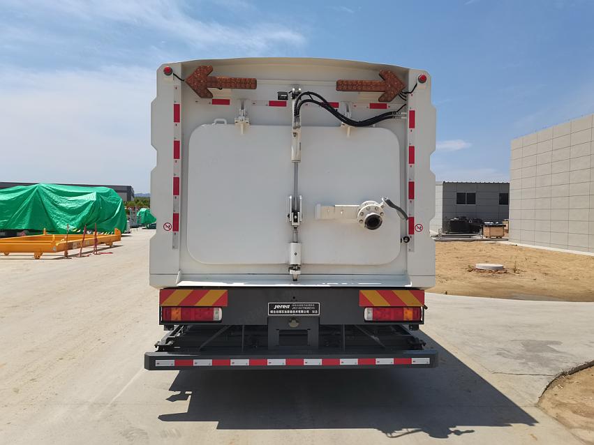 杰瑞牌JR5180TWQBEV0純電動(dòng)道路污染清除車(chē)公告圖片