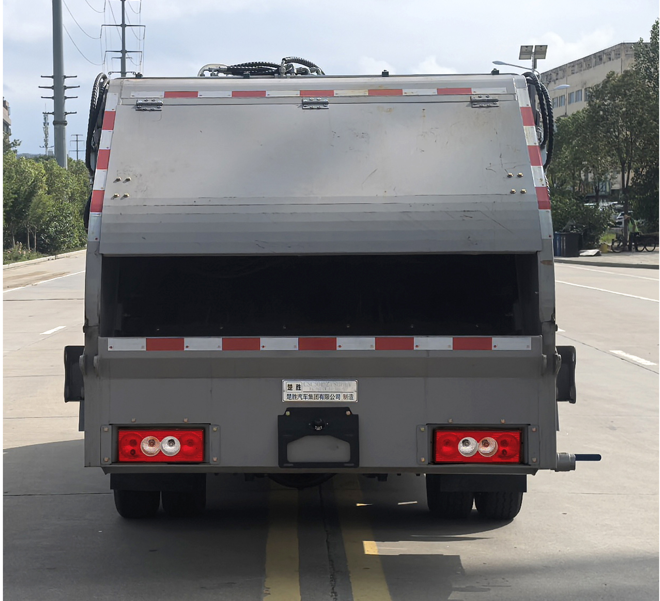 楚勝牌CSC5044ZYSBBEV純電動(dòng)壓縮式垃圾車公告圖片