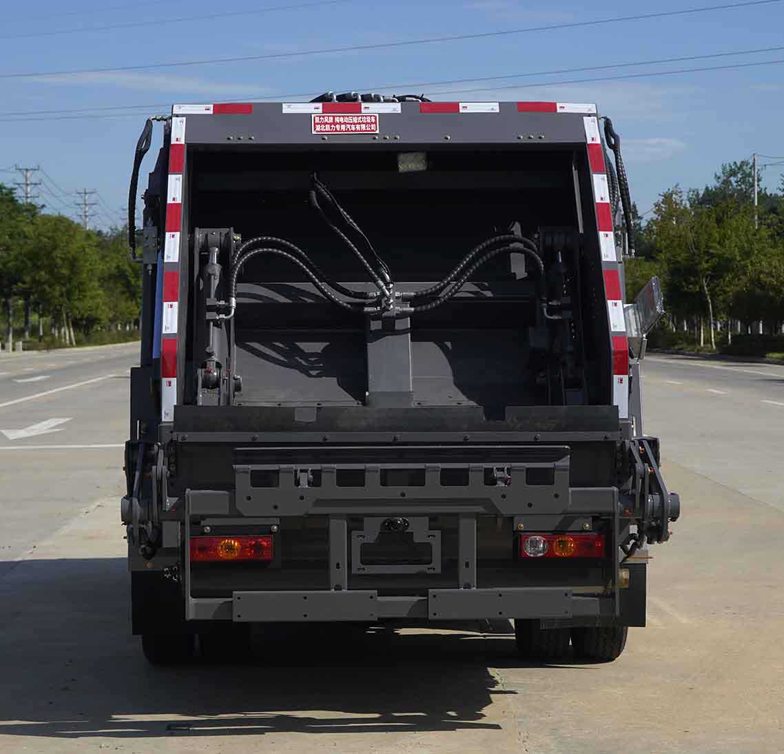 凱力風牌KLF5046ZYSBEV純電動壓縮式垃圾車公告圖片