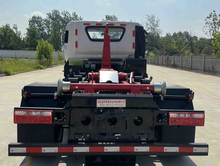 楚帝牌DCD5042ZXXFDPHEV插電式混合動力車廂可卸式垃圾車公告圖片