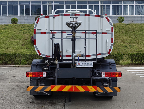 福龍馬牌FLM5180GQXFMFCEV燃料電池清洗車公告圖片