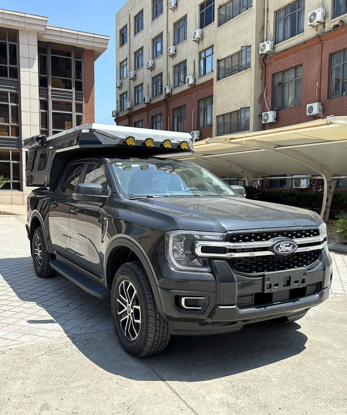 FHA5036XLJ型旅居車圖片