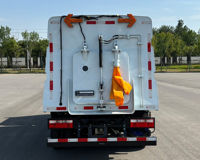 賽沃牌SAV5071TXSDFBEV純電動(dòng)洗掃車公告圖片
