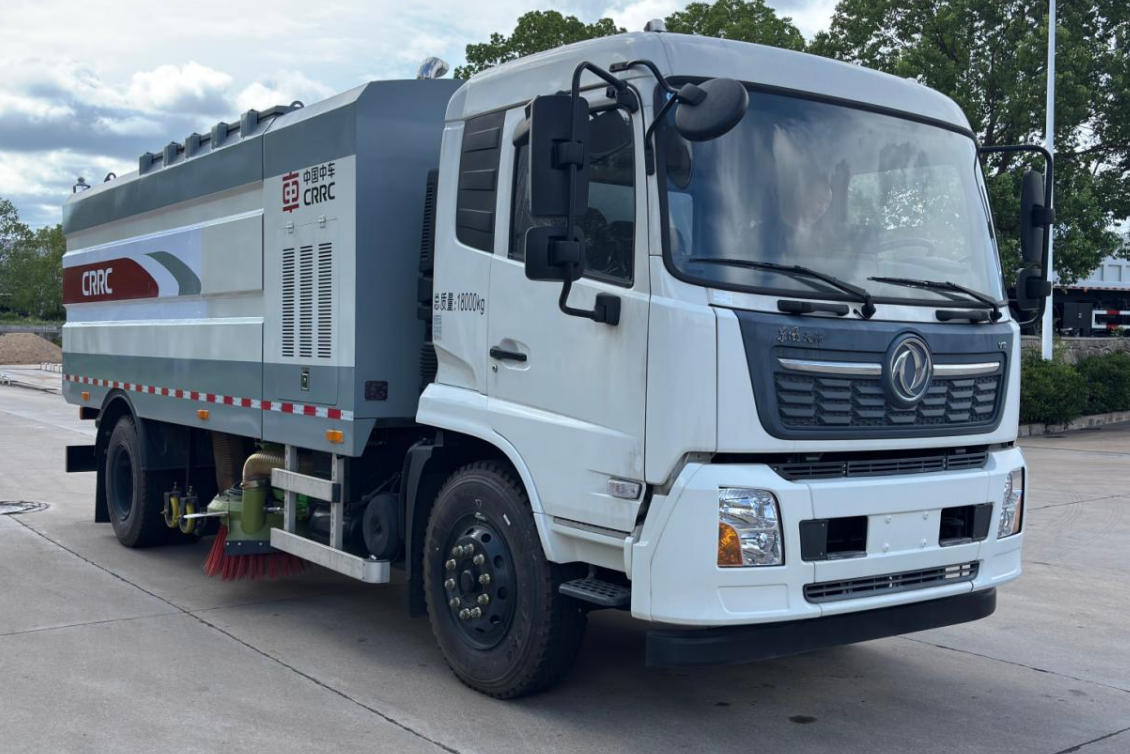 TEG5182TSL6DF1型掃路車圖片