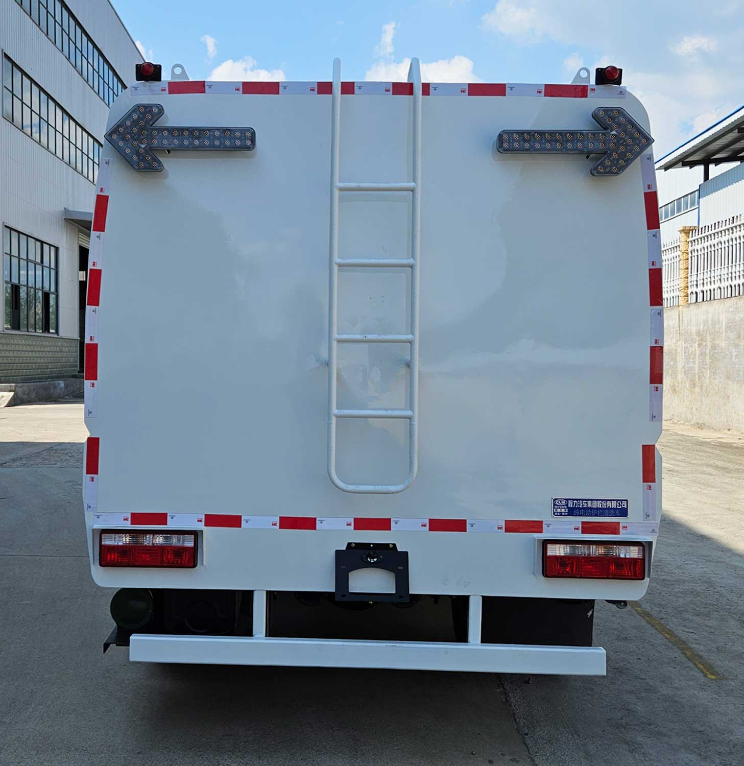 程力牌CL5100GQXBEV純電動護欄清洗車公告圖片