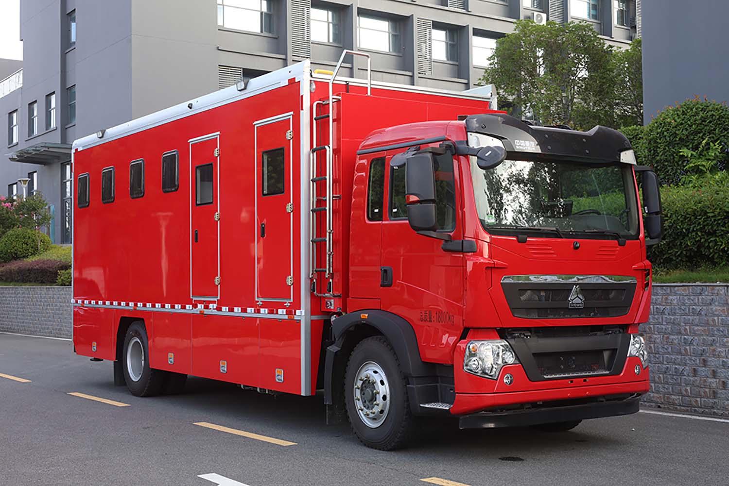 興凱威牌XKW5180XLYH6淋浴車